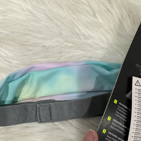 Nike Waistpack - Picture 6 of 9